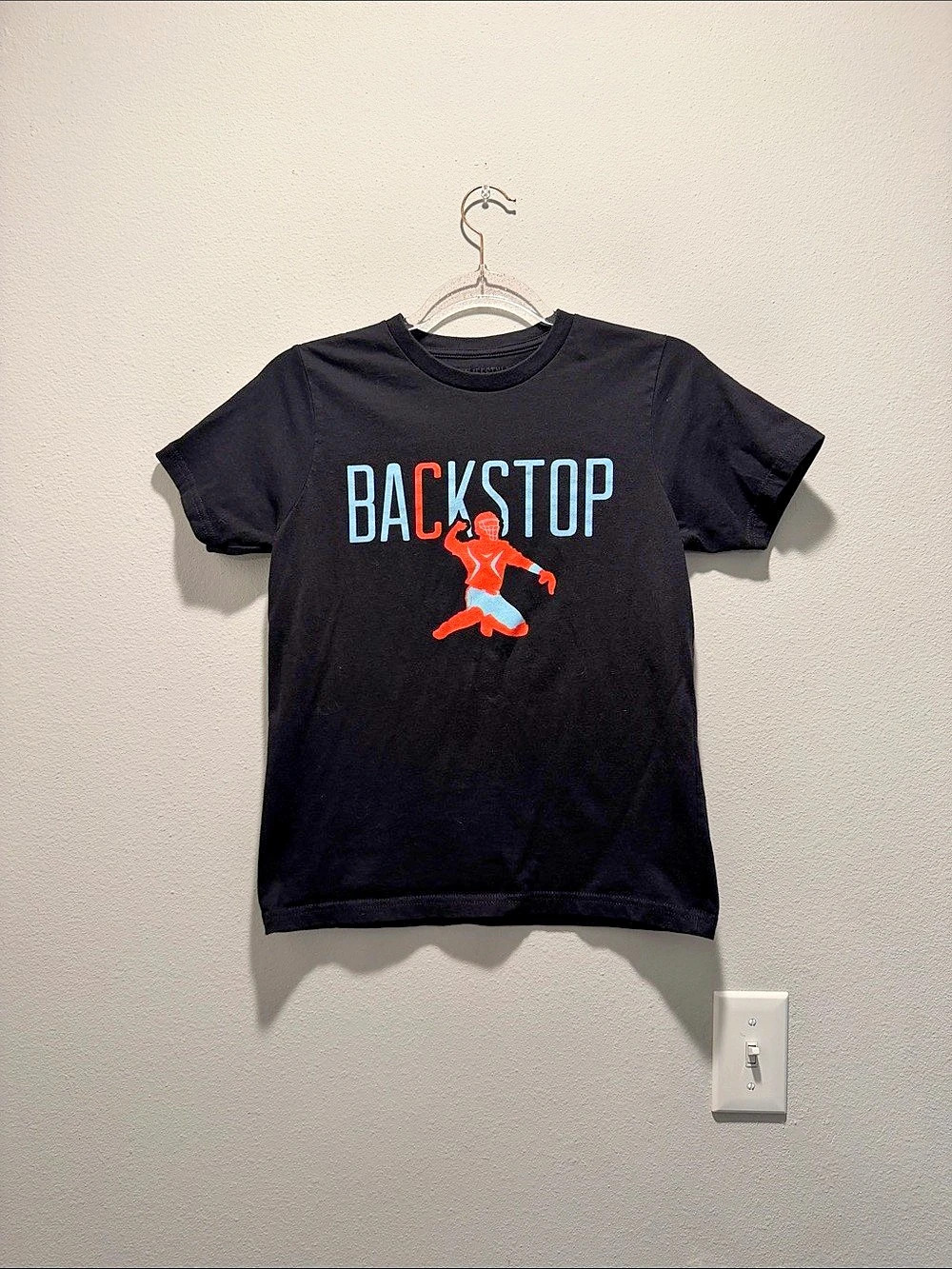 BSBL LIFESTYLE 101 Backstop Graphic Tee in Black Youth Large